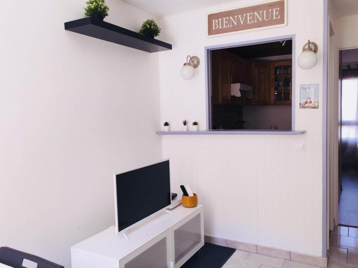 Appartement Eco 6 Personnes マニー＝ル＝オングル エクステリア 写真